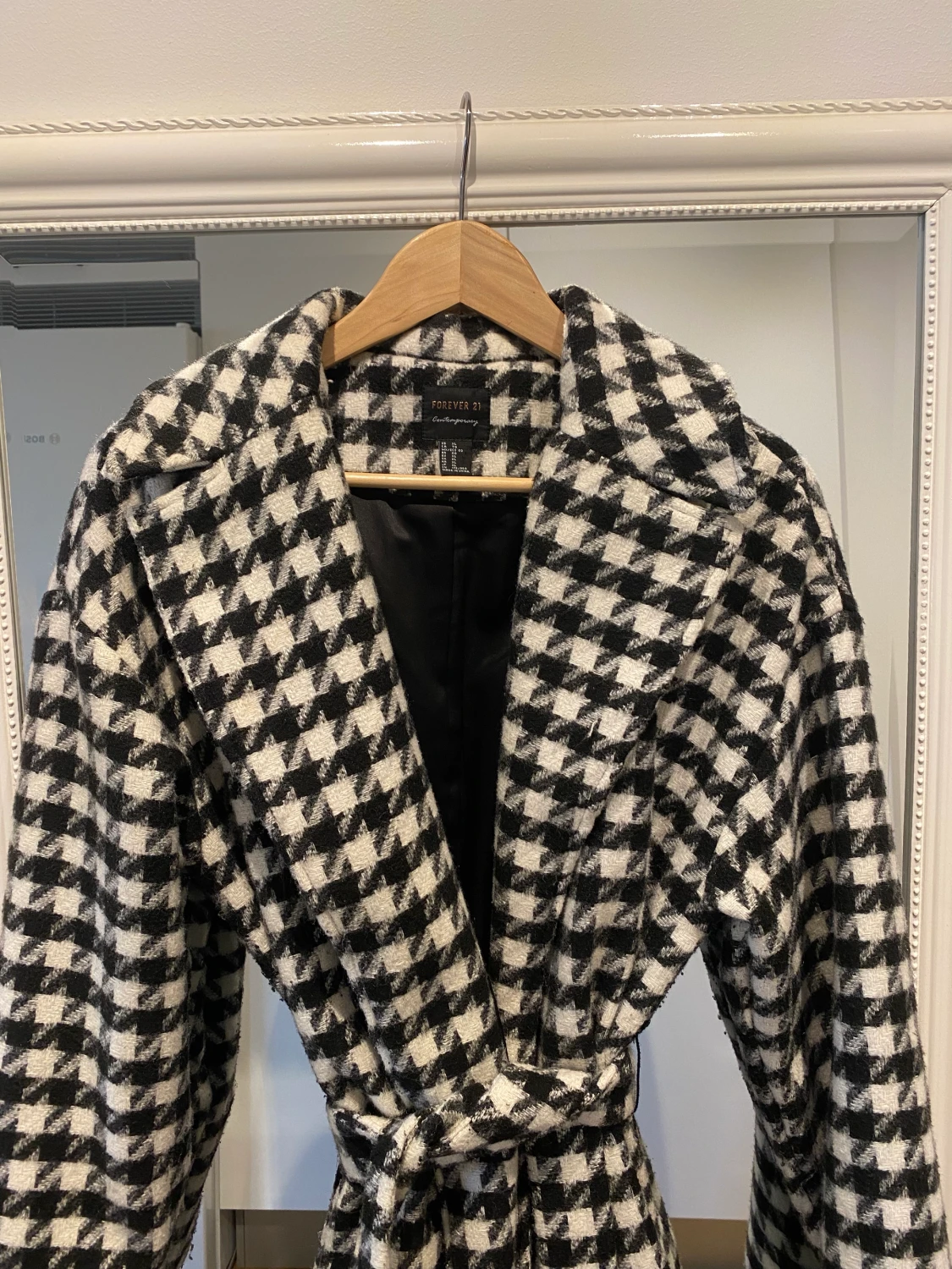 Hundtandsmönstrad kappa - 90