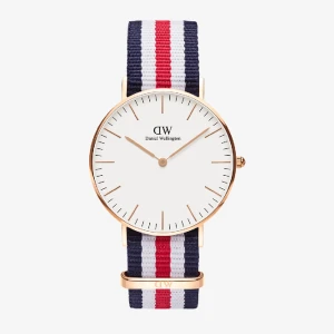 DW Classic Canterbury - Helt ny Daniel Wellington Classic Canterbury klocka! Aldrig använd! Nypris: 1399 kr