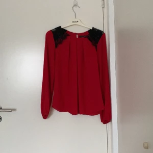 Blusar - Nästan helt nya blusar