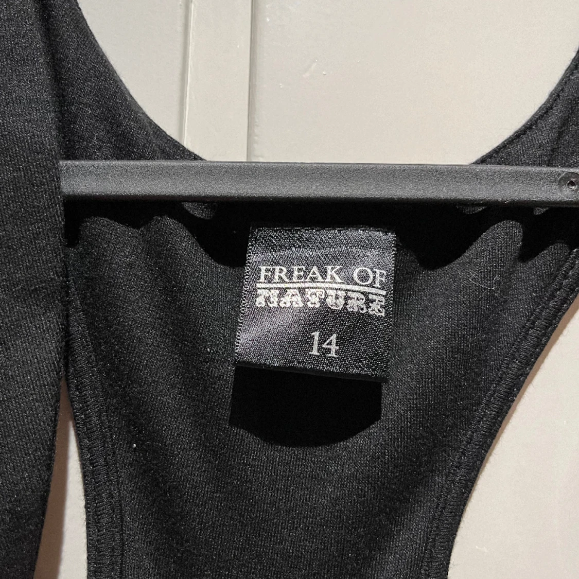 Body med nitar strl 14 - 91