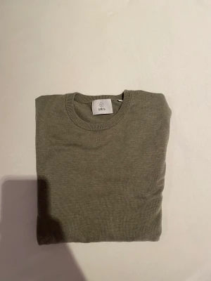 Grön Bläck tröja - Grön Bläck tröja i bra skick. Storlek (S)