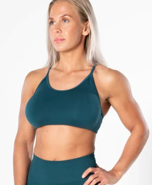 Relode Prime Seamless Top - Säljer en nyinköpta Prime Seamless Top i färgen Teal då jag önskar en sport-bh med mer support, annars skitsnygg och skön. Den är endast testad, har prislappen kvar och ligger i orginalförpackningen. Storlek S. 