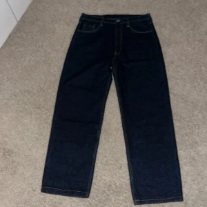 Evisu jeans - Fick dom av farmor och har bara använt dom 1 gång de är inte min stil så jag säljer dom