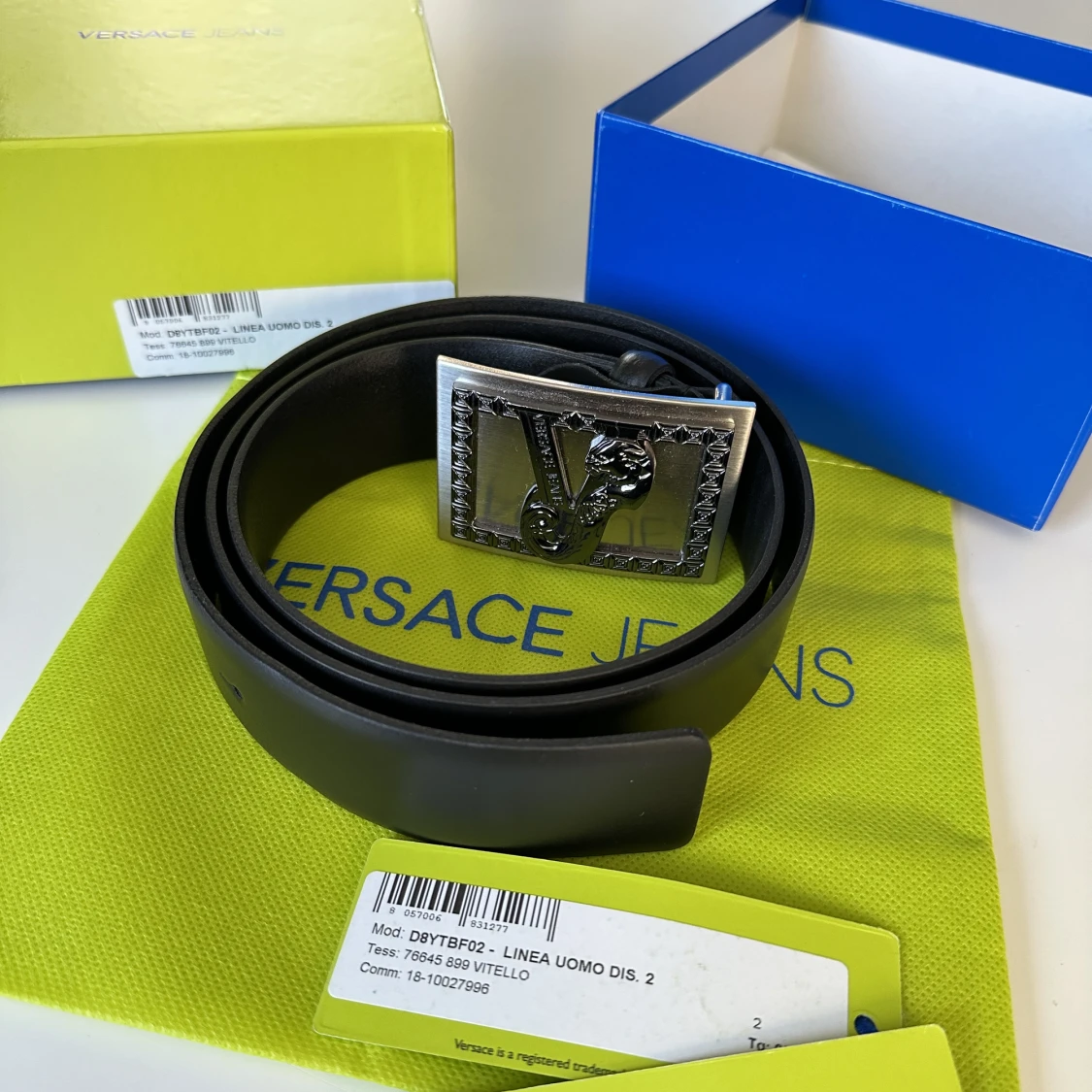 Versace jeans bälte skinn **toppskick**