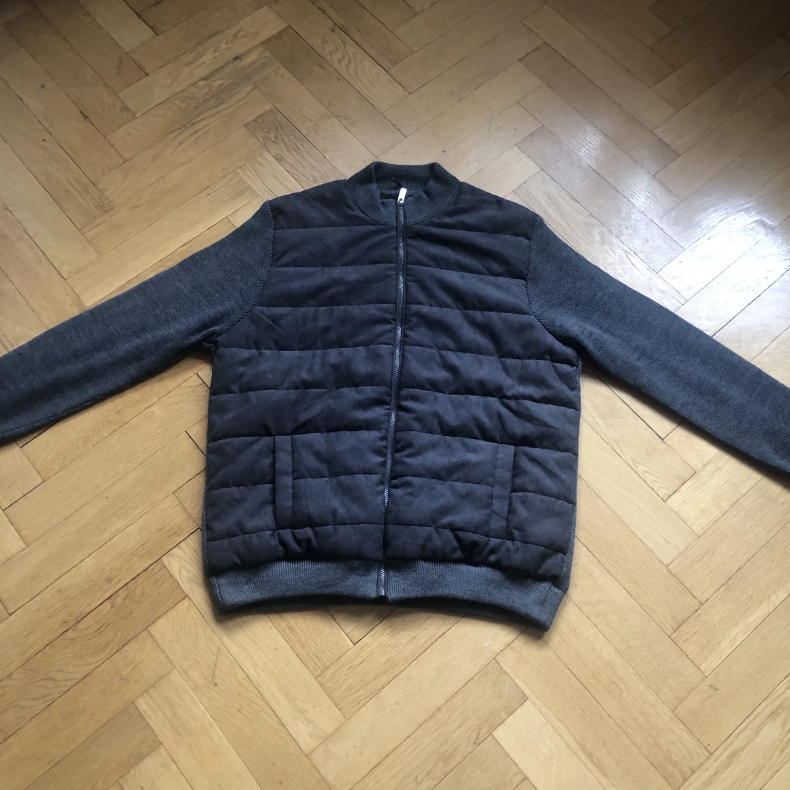 Grå cardigan jacka - 90