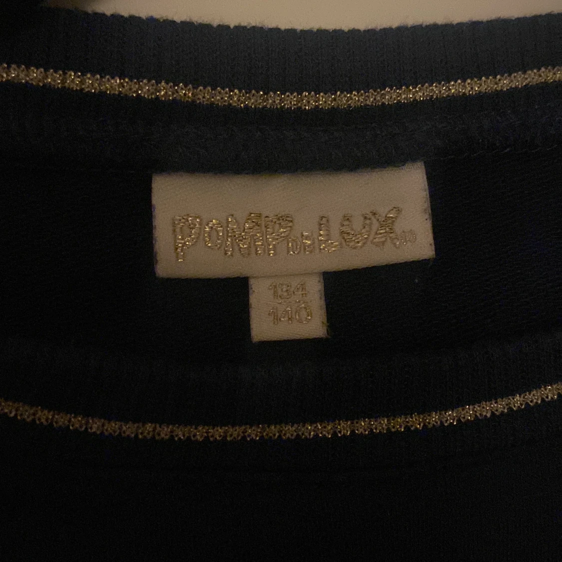 Pomp de lux marinblå tröja - 91