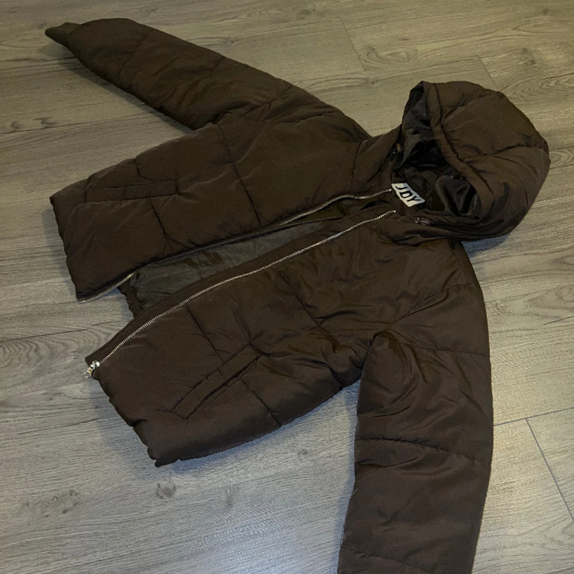 Brun vinterjacka  - 91