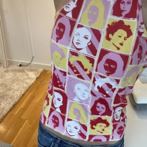 Halterneck topp - Halterneck topp från Lindex strl s!!💕