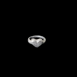 Broken heart ring  - superfin maria Nilsdotter inspirerad ring❤️⚡️