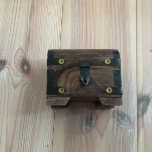 Förvaringslåda - En liten Förvaringslåda💕