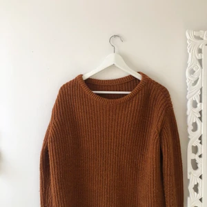 Stickad tröja - Orange/ brun stickad tröja🧡