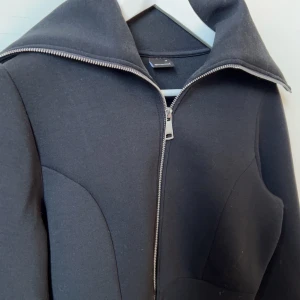 Tröja - Storlek M, passar även till en S. Använd fåtal gånger. 50kr pluss frakt