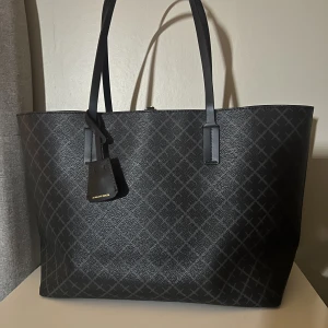 Väska - Säljer min malene birger väska som är i fint skick 