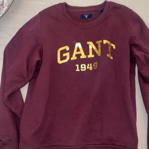 Gant tröja S - Jätte fin färg & endast använd en gång. Storlek S!