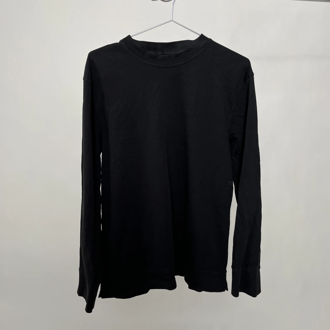 Tunn långärmad tröja från l’homme rouge