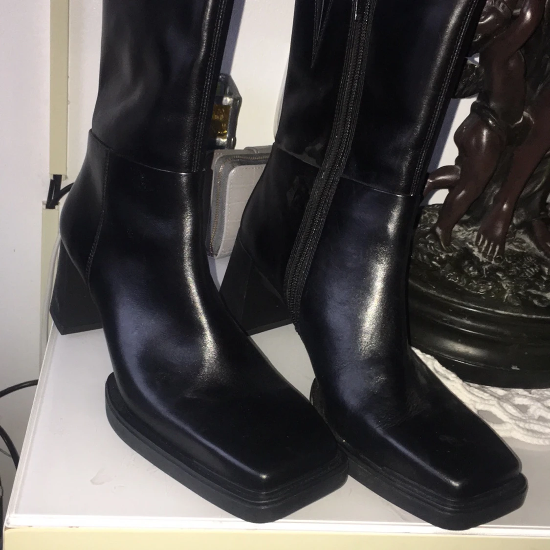 Nästan ett par helt nya skor i storlek 38-39  - 91