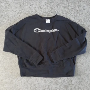 Champion sweetshirt stl S - Sweetshirt i fint skick. Stl S.