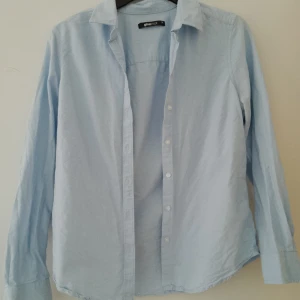 Linne skjorta  - Storlek 36