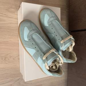 Masion Margiela Replica sneakers Size: EU 37,5 Helt nya med box och kvitto 