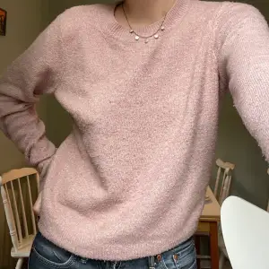 Rosa fin stickad tröja från HM, storlek S