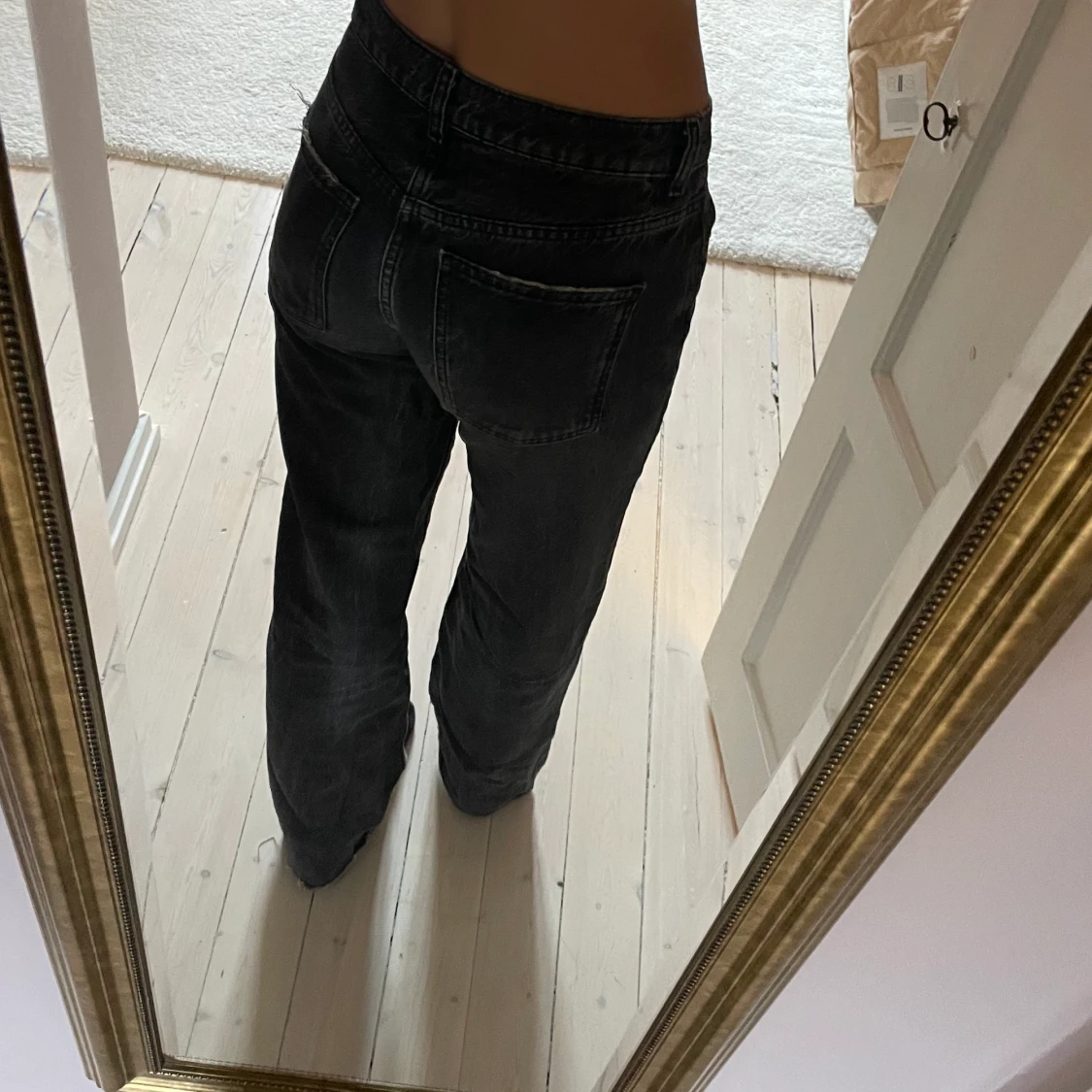 Lågmidjade jeans från zara - 91
