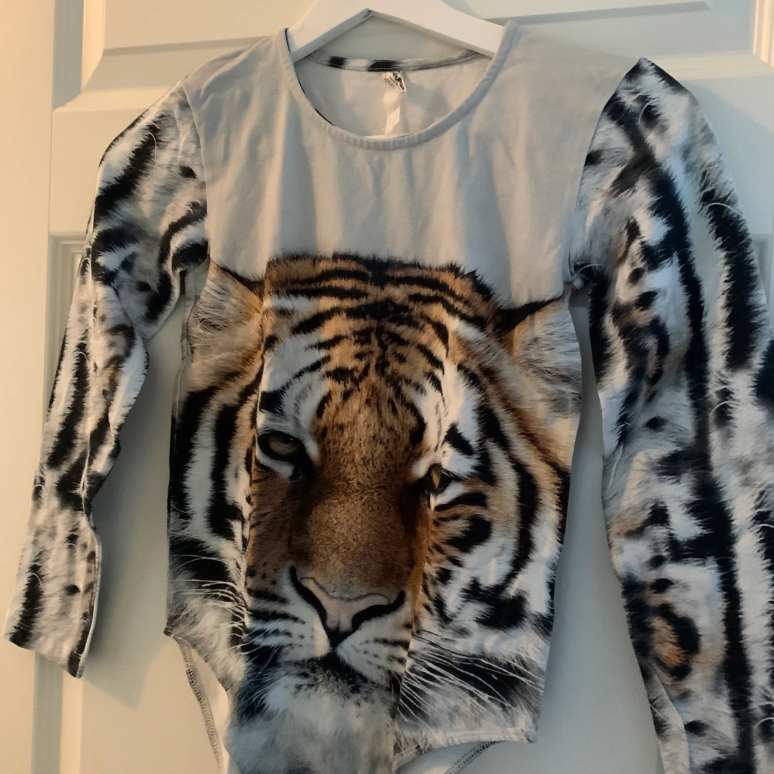 Tiger body från Popupshop