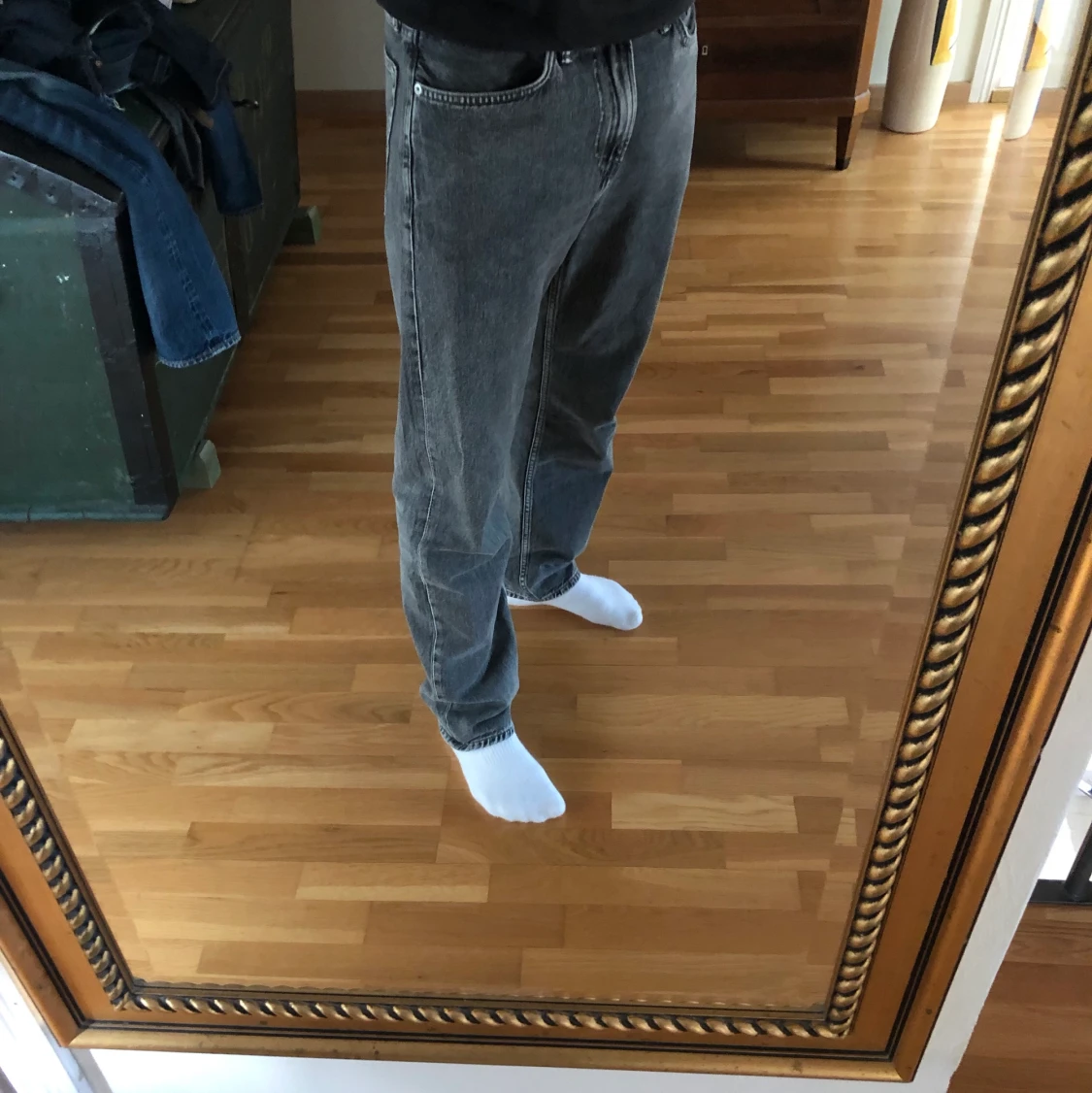 Gråa jeans (relaxed fit) - 91