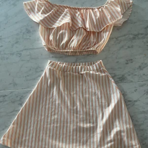 Gulligt set - Gulligt set från Ivy Revel (som inte går att köp längre). Använd en gång!  Båda delarna är i XS