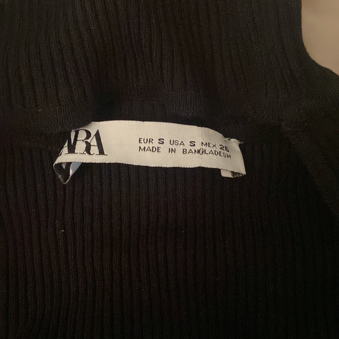 Långärmad tröja med chocker  - 90