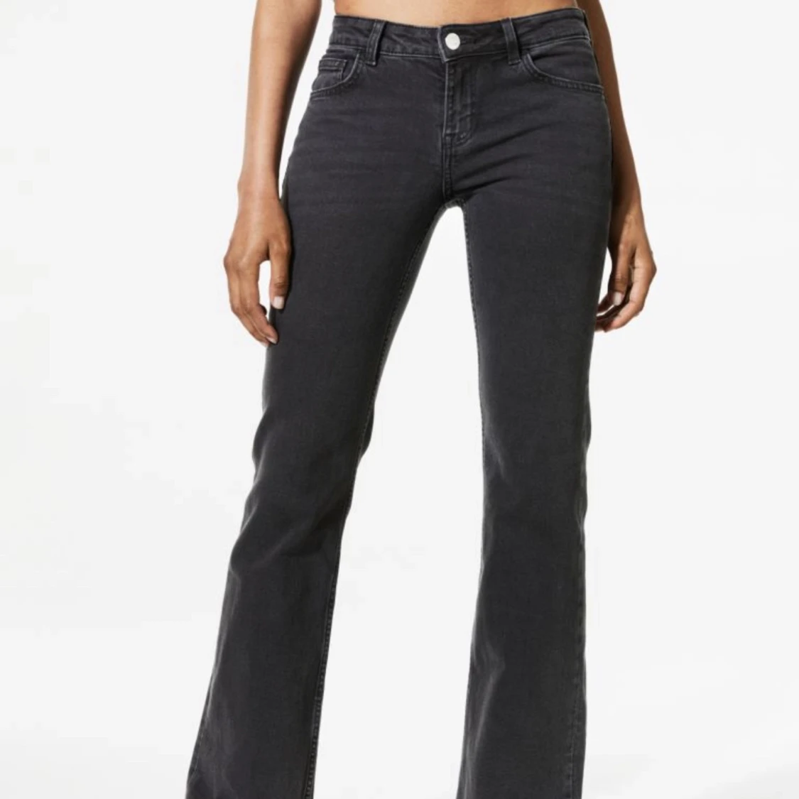 Low waist bootcut jeans 