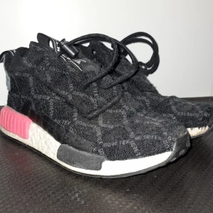 Adidas NMD_TS1PK GTX - Ett par coola skor i bra skick utan box 📦 fråga om fler bilder  