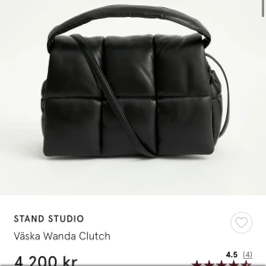 Stand studio wanda clucth - Inköpspris 4200kr