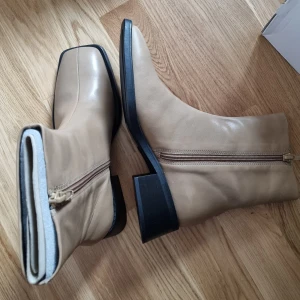 Vagabond boots - Splitter nya boots från vagabond i storlek 38. Äkta läder, kommer i sin förpackning