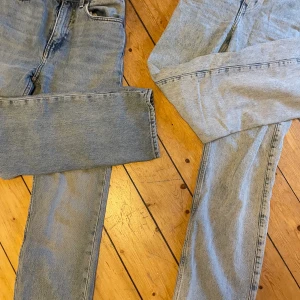 Weekday voyage/row - Två par weekday voyage,                                        vänster: w24 L28.                                                               Höger: row, w25, L32