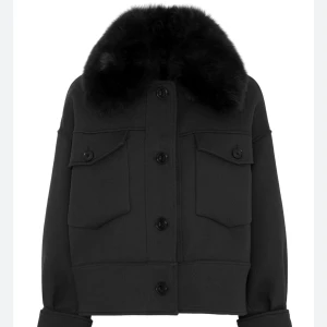 Meotine jacka - Svart meotine jacka, skriv för egna bilder