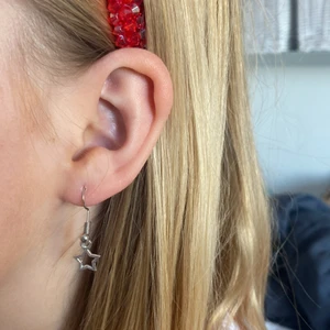 Örhängen - Stjärnörhängen🎸☀️