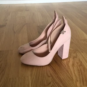 Asos - Skor ljus rosa storlek 37 