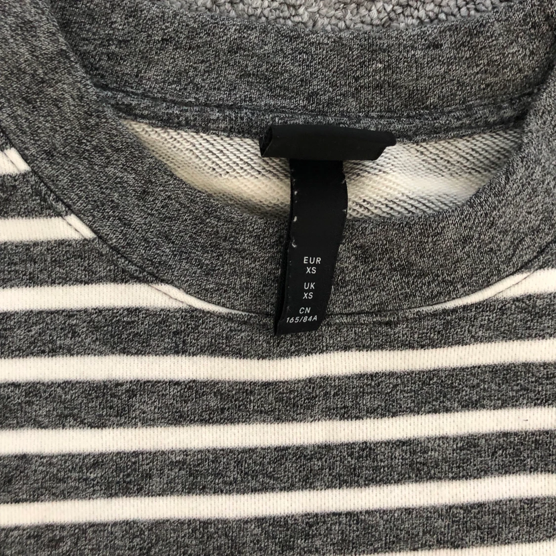 Randig sweatshirt  - 90