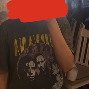 Nirvana tröja - Säljer min nirvana tröja som inte jag vill ha längre