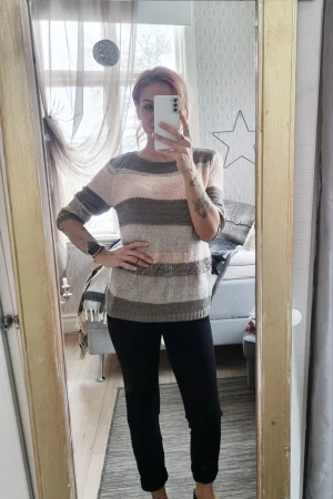 Långärmad topp  - Långärmad stickad topp Fint skick