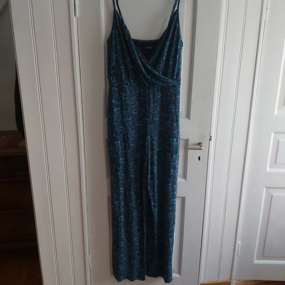 Jumpsuit i blåblommigt mönster