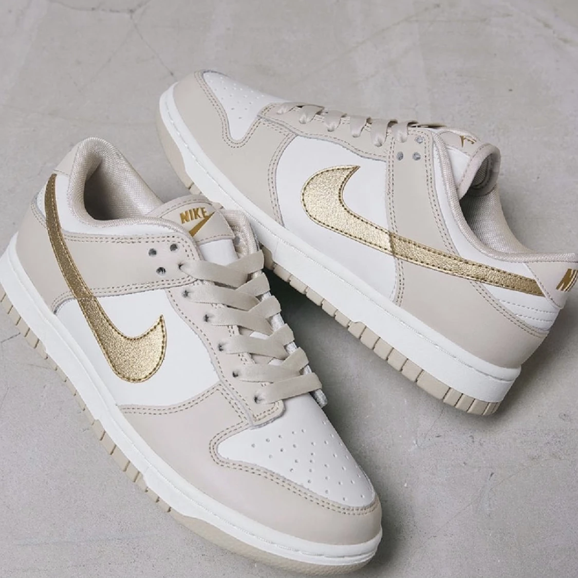 Dunk low Gold Metallic 