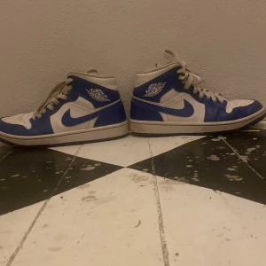 Jordans - Jag har anvent mina skor 1-2 gonger  dom är veldigt fina 