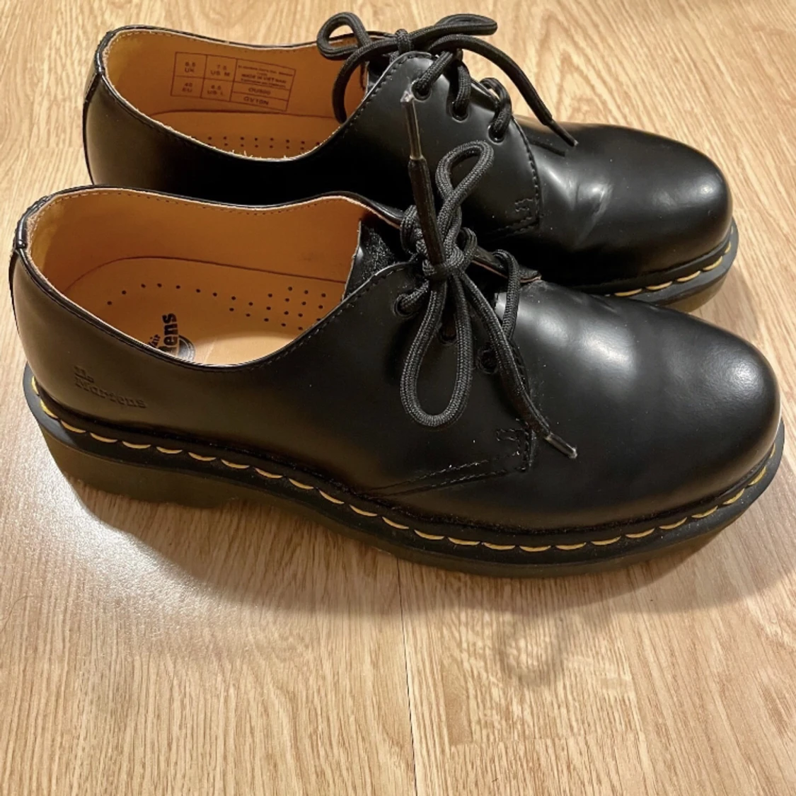 Dr. Martens low cut 1461 oanvända, 40 skor - 91