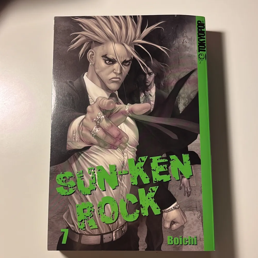 Sun-Ken rock manga volume 7 av Boichi. På tyska. Nyskick, köpte för 200kr. Övrigt.