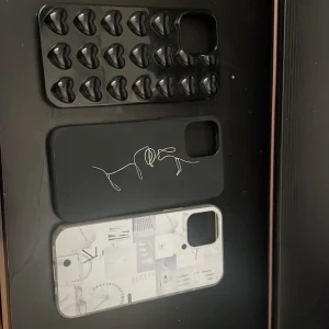 Mobilskal - iPhone 12 - 20kr/styck + frakt MITTEN OCH DEN MED HJÄRTAN SÅLD!