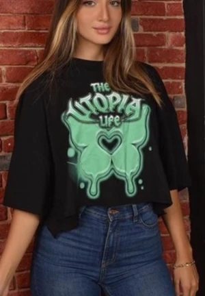 Crop Top - 💙💚Croppad Top från H&M. Använd några få gånger, nypris 100kr. Skriv om ni undrar något💚💙