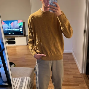 Stickad Crewneck från H&M Strl M - Stickad Crewneck från H&M Strl M