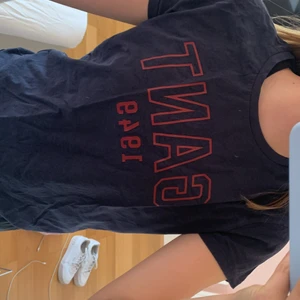 Säljer en gant tröja - En skön tröja som passar till det mästa. Jätte bekväm och ett skönt material❤️❤️