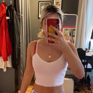 v ringat vitt linne - andvända få gånger innan